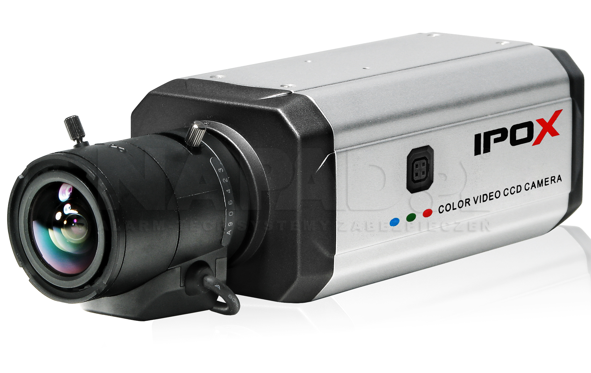 Przykład kamery IPOX z zamontowanym obiektywem