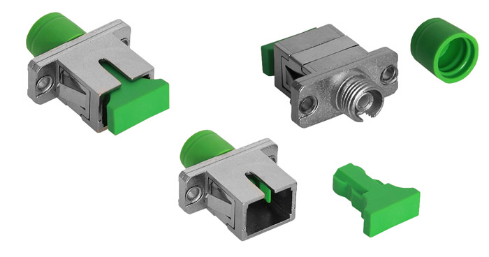 Adapter jednomodowy, hybrydowy do łączenia patchcordów zakończonych złączem SC / APC lub FC / APC simplex.