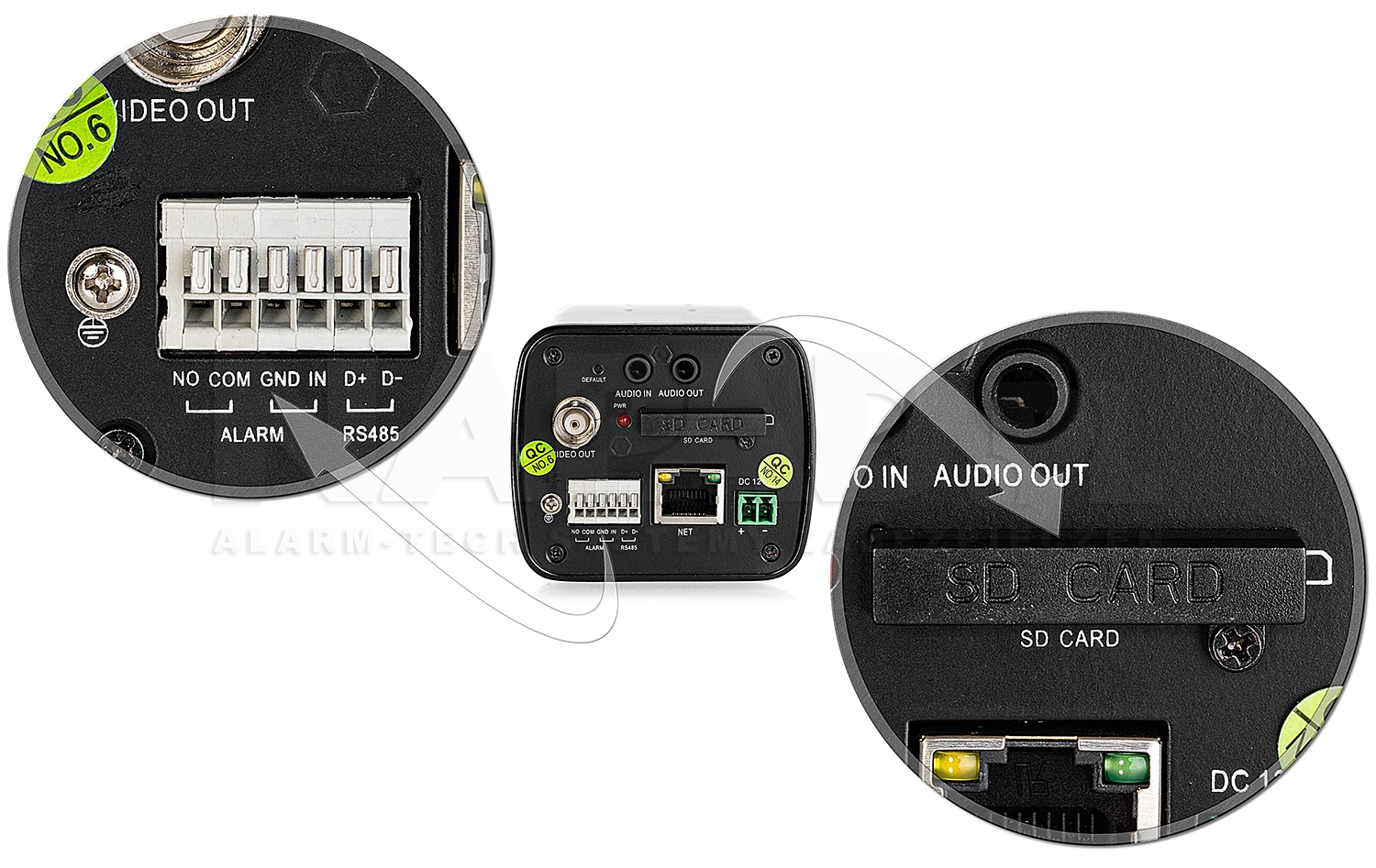 Wejścia alarmowe oraz slot karty pamięci SD w kamerze HD2000B.