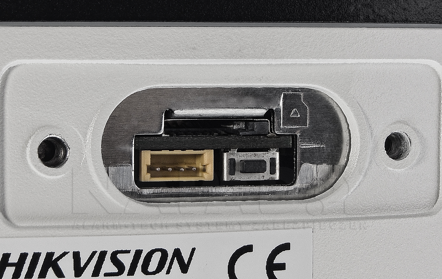 DS-2CD2T35FWD-I5 - Obsługa kart microSD.