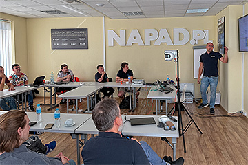 Optex - Ochrona perymetryczna obiektów z wykorzystaniem systemów napłotowych i detektorów laserowych RLS - szkolenie warsztatowe - 10.09.2025 - NAPAD.PL