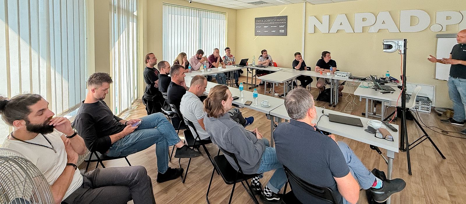 Optex - Ochrona perymetryczna obiektów z wykorzystaniem systemów napłotowych i detektorów laserowych RLS - szkolenie warsztatowe - 10.09.2025 - NAPAD.PL